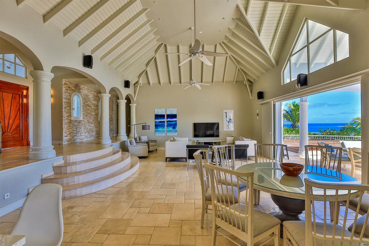 Villa rental Saint Martin - The living room